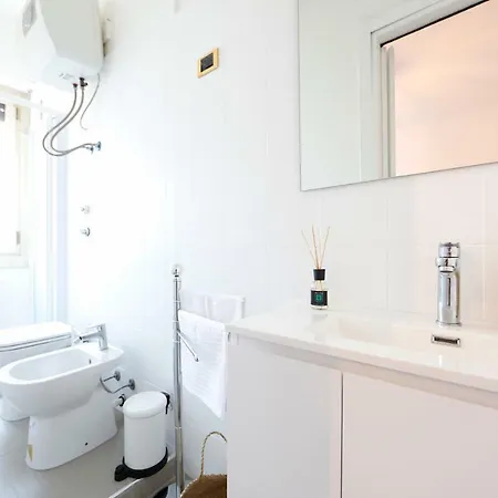 Apartment New! Charming & Pretty Flat In Center *
