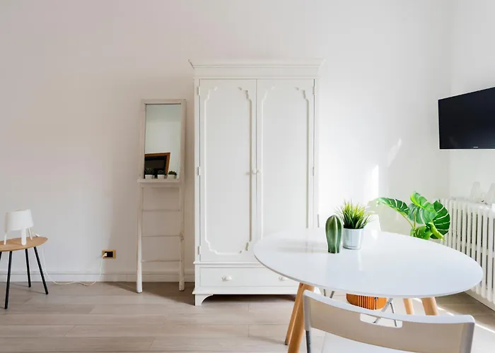 New! Charming & Pretty Flat In Center Apartament Mediolan
